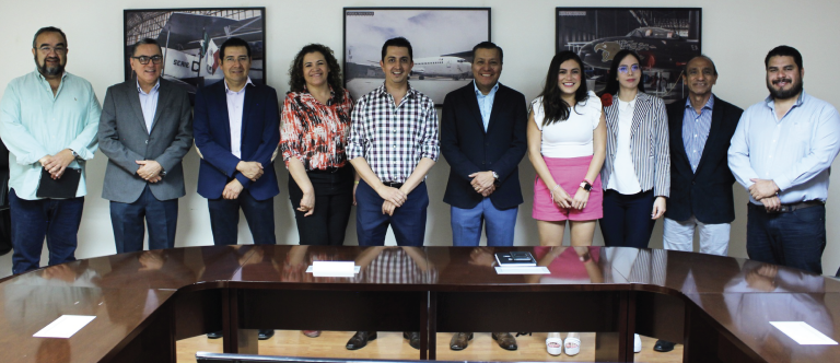 La UNAQ e ICATEQ unen esfuerzos para impulsar la capacitación y desarrollo profesional en Querétaro.